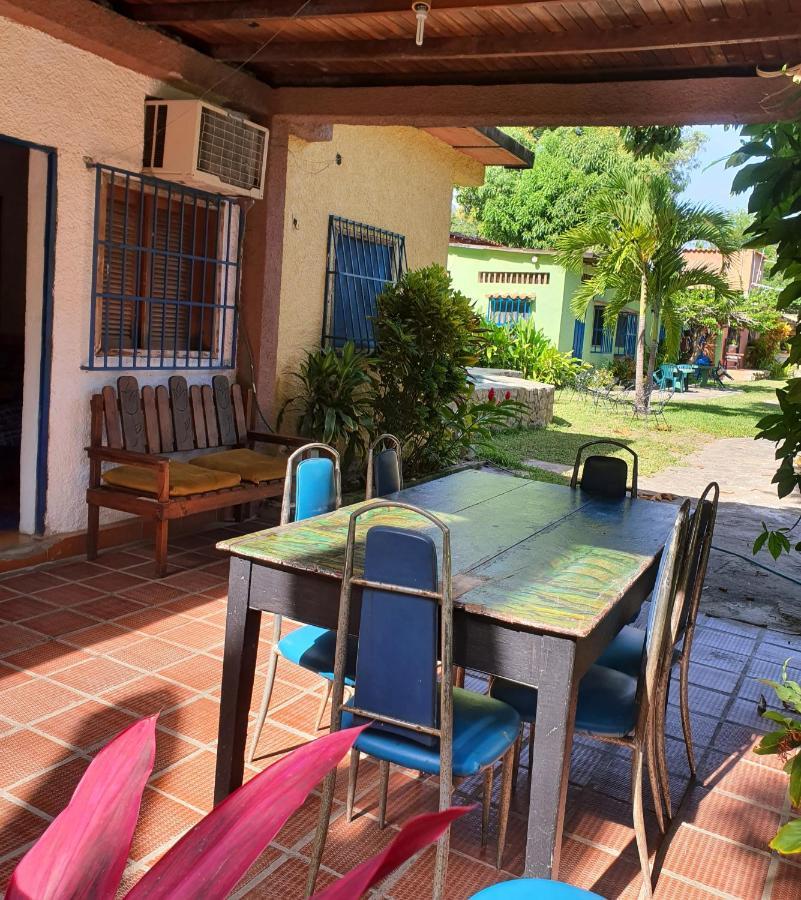 Hostal Nova Colonial Puerto Colombia Ruang foto